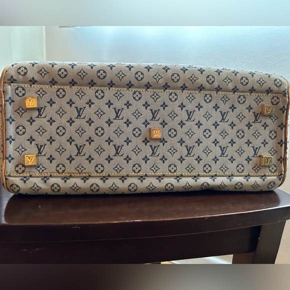 SOLD!! RARE 100% Authentic Louis Vuitton Mini Lin Marie Blue - Picture 5 of 9